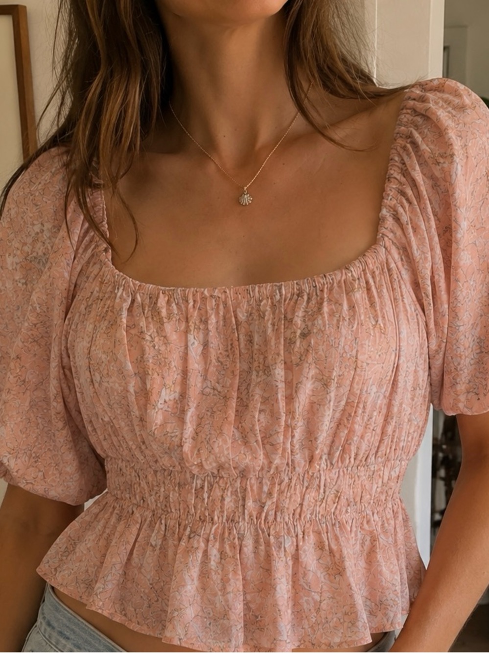 ASTR the Label Pink Puff Sleeve Cropped Blouse